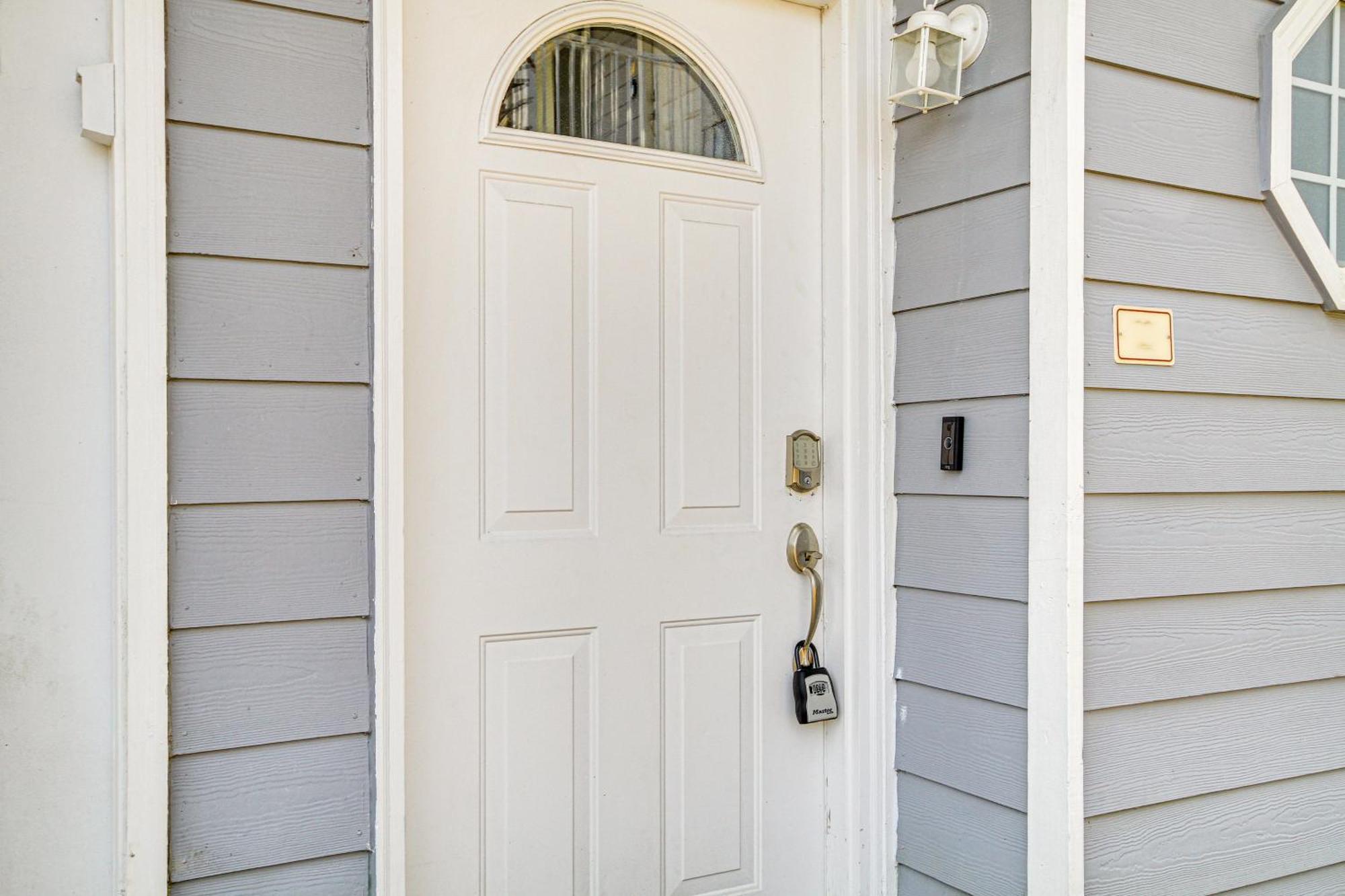 Airy Biloxi Condo With Patio Walk To Beach! Buitenkant foto
